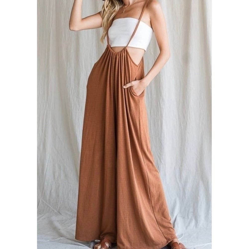 Everyday Chic Boutique Rust Brown Wide Leg Jumpsuit Adjustable Tie‎ Back Large
